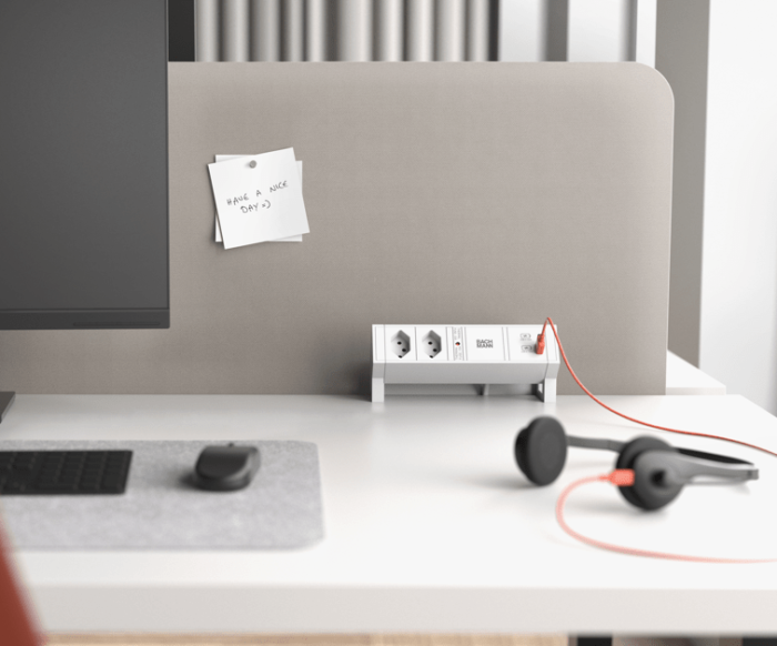 DESK 2 – Bild 2